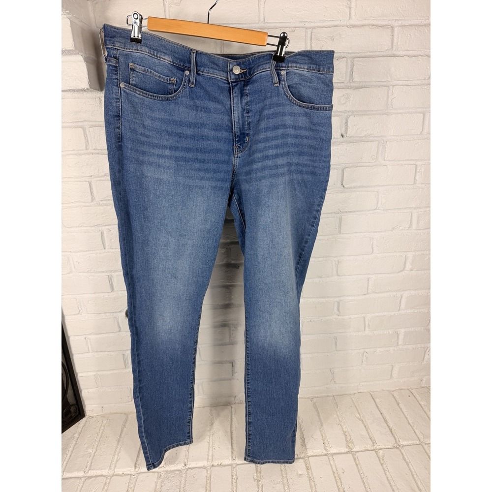 Levi's 311 Shaping Skinny Jeans Women's 34x30 Blue‎ Stretch Mid Rise Denim